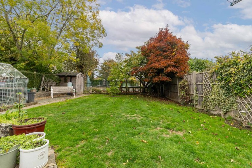 Images for Blacksmiths Hill, Sanderstead