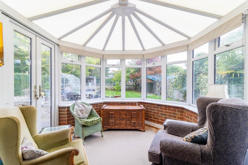 Images for Blacksmiths Hill, Sanderstead