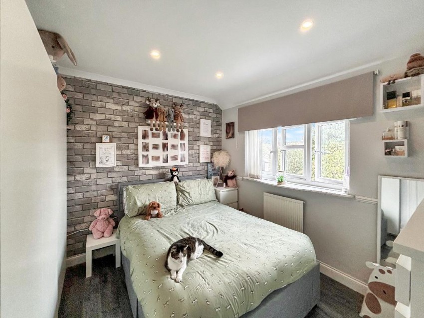 Images for Thursley Crescent, Croydon