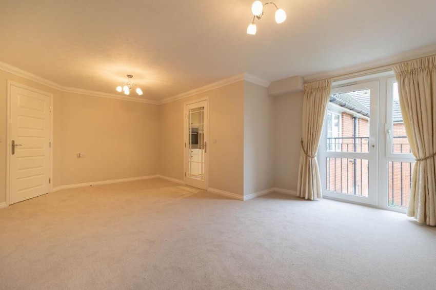 Images for Limpsfield Road, Warlingham