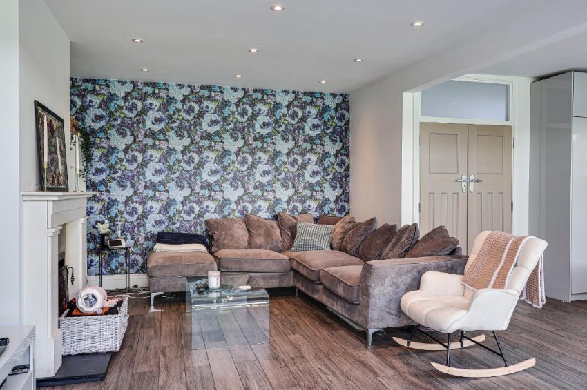 Images for Birdhurst Gardens, South Croydon