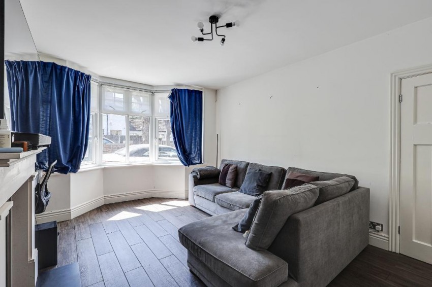 Images for Birdhurst Gardens, South Croydon