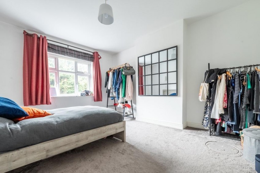 Images for Birdhurst Gardens, South Croydon