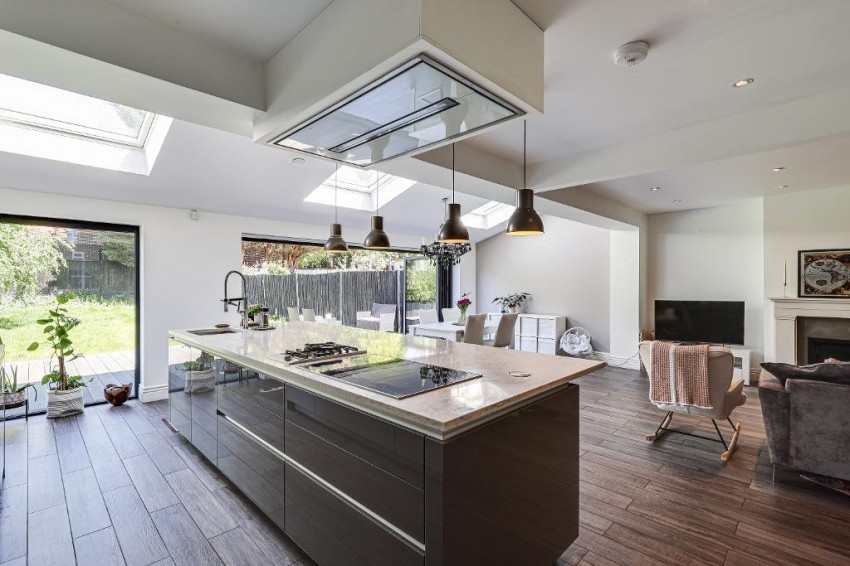 Images for Birdhurst Gardens, South Croydon