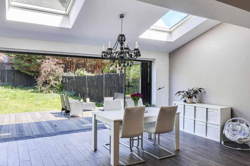 Images for Birdhurst Gardens, South Croydon