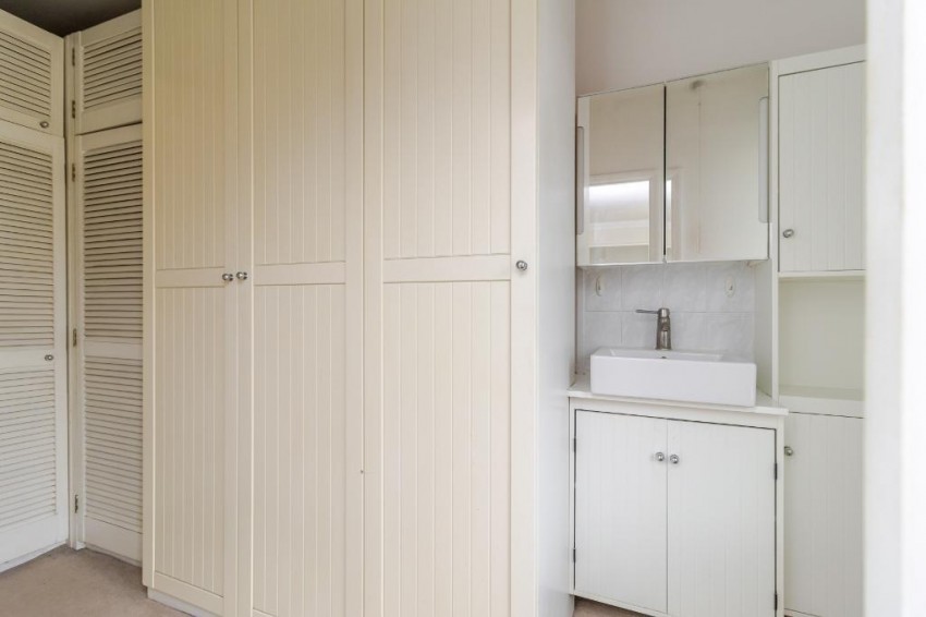 Images for Blenheim Crescent, South Croydon