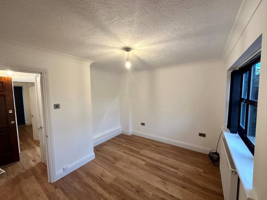 Images for Shelton Avenue, Warlingham