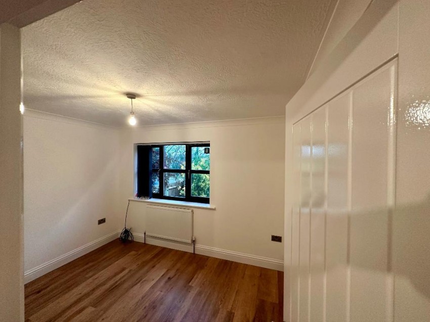 Images for Shelton Avenue, Warlingham