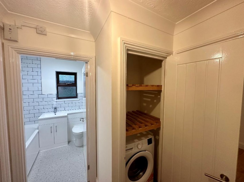 Images for Shelton Avenue, Warlingham