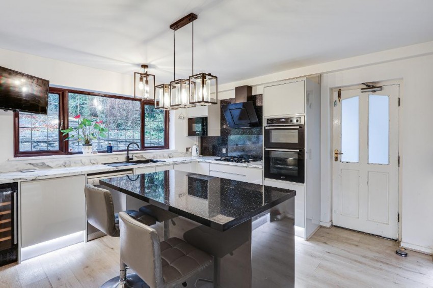 Images for Selsdon Road, South Croydon