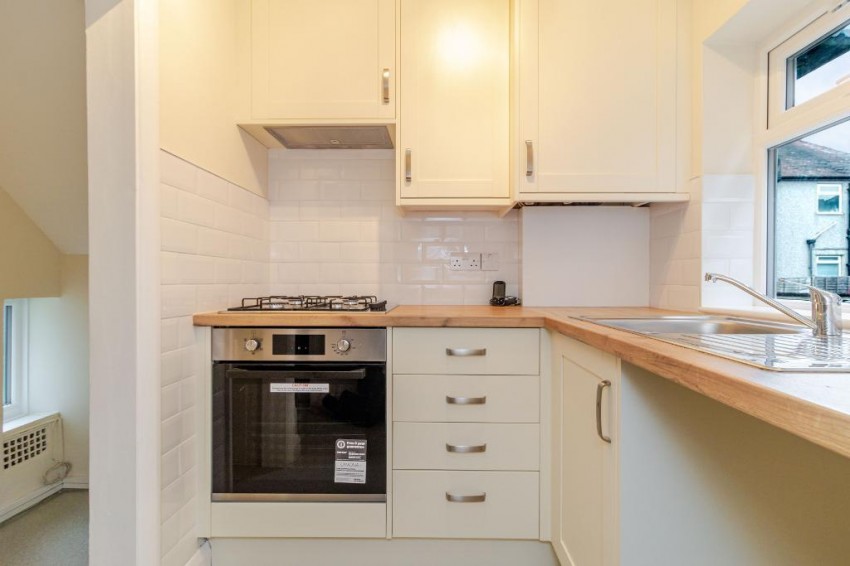 Images for Harrow Gardens, Warlingham