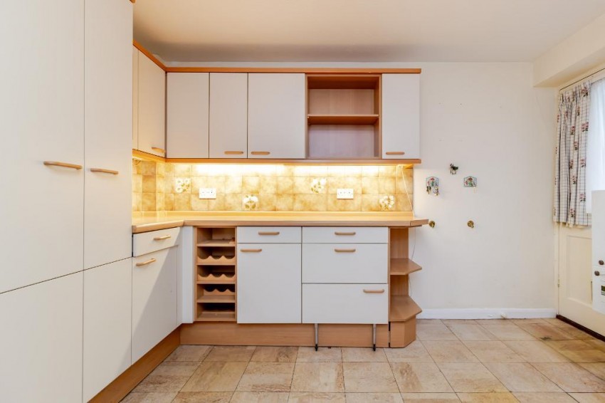 Images for Hillbury Road, Warlingham