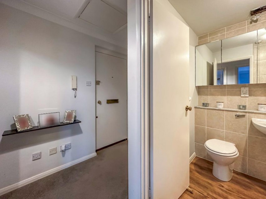 Images for Fairbairn Close, Purley