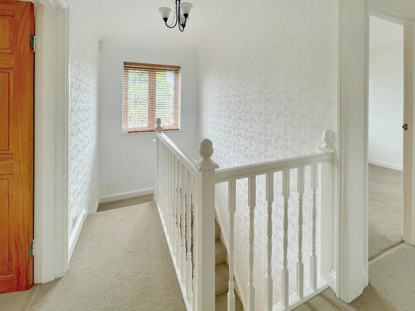 Images for Barnfield Road, Sanderstead