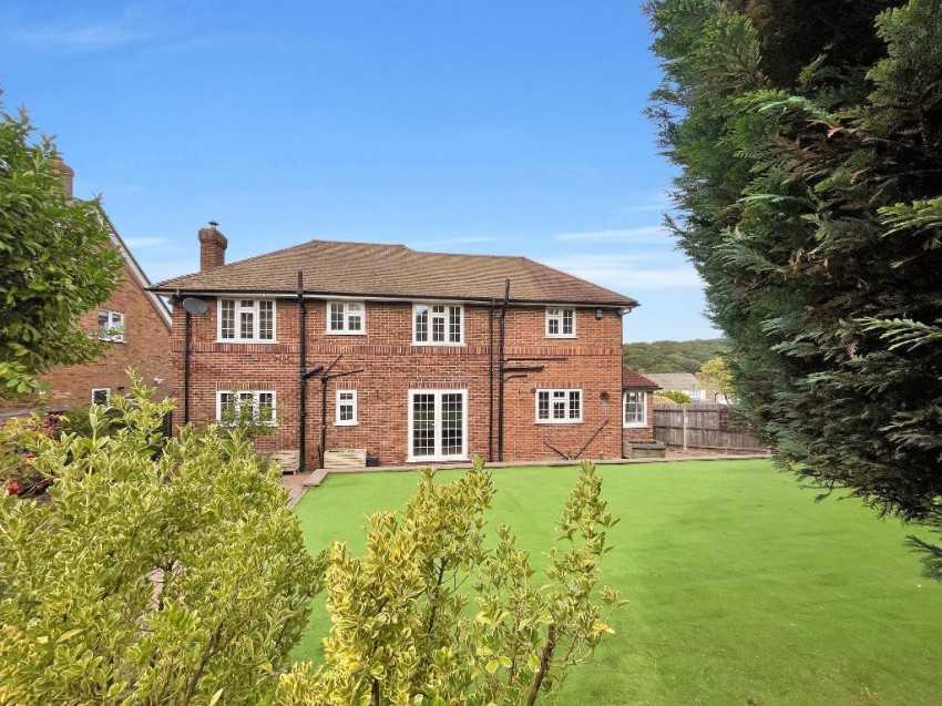 Images for Barnfield Road, Sanderstead