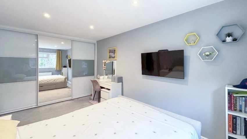 Images for Turnstone Close, South Croydon