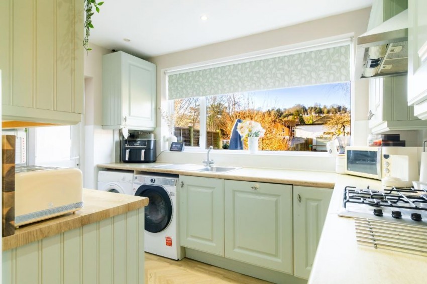 Images for Downsway, Whyteleafe