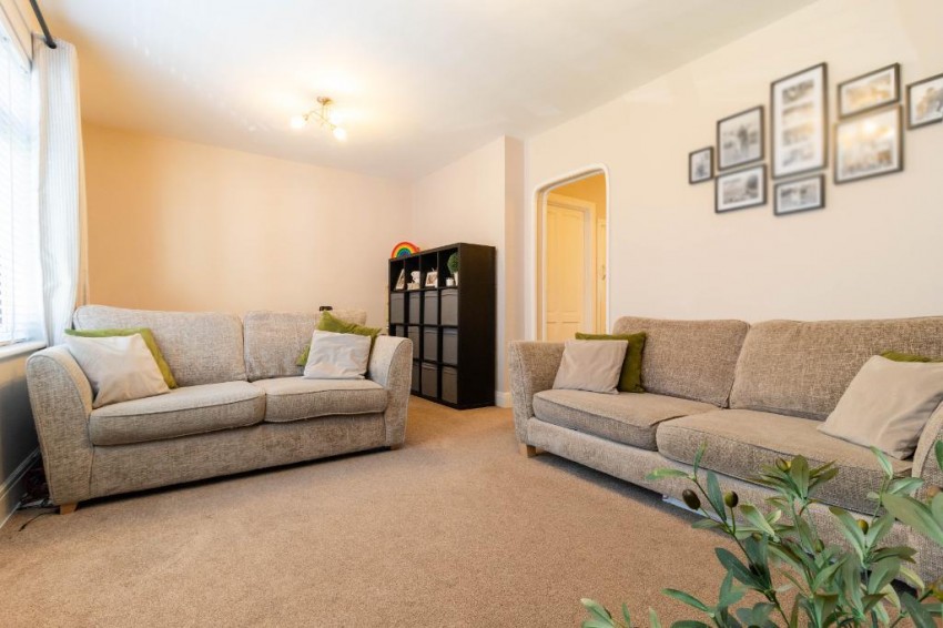 Images for Downsway, Whyteleafe