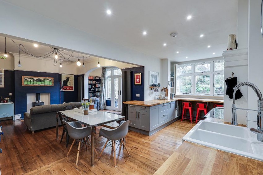 Images for Heathhurst Road, South Croydon