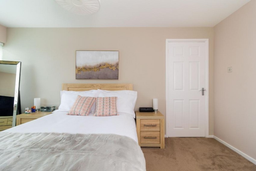 Images for Bardolph Avenue, Forestdale