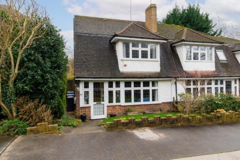 View Full Details for Ballards Way, South Croydon