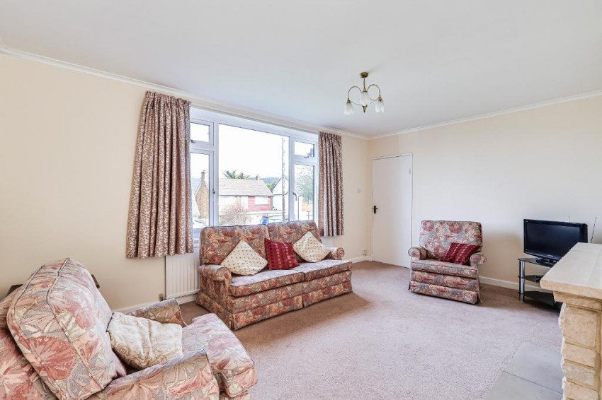 Images for Barnfield Road, Sanderstead