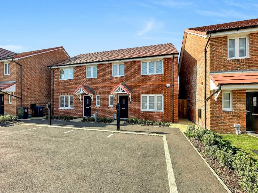 Images for Swan Mews, Warlingham