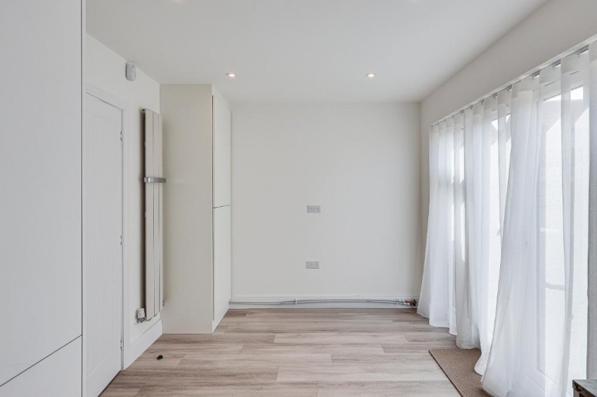 Images for Swan Mews, Warlingham