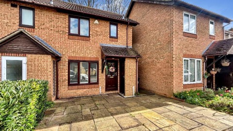 View Full Details for Lomond Gardens, South Croydon