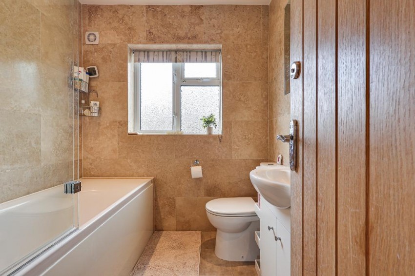 Images for Crewes Close, Warlingham