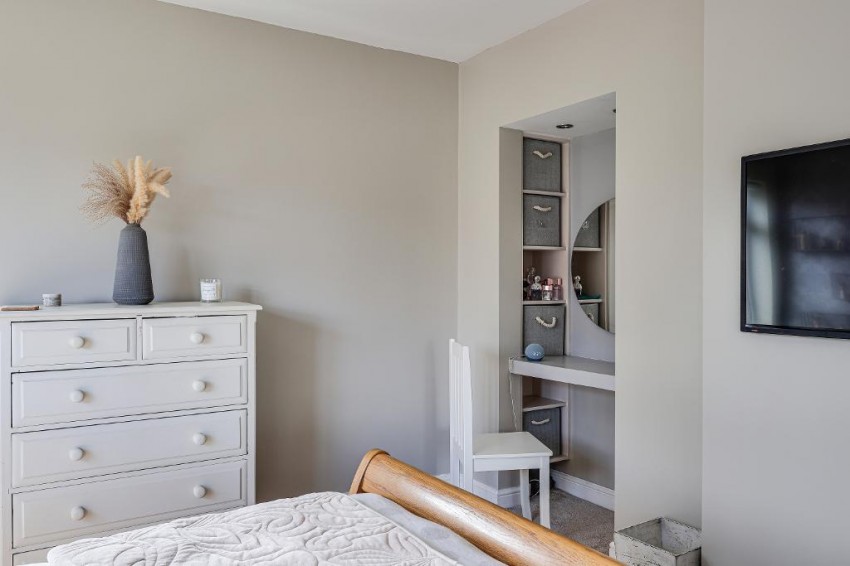 Images for Crewes Close, Warlingham