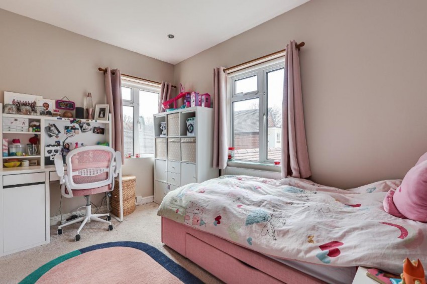 Images for Crewes Close, Warlingham