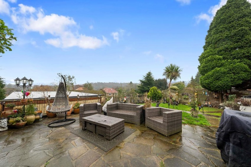 Images for Bankside, South Croydon