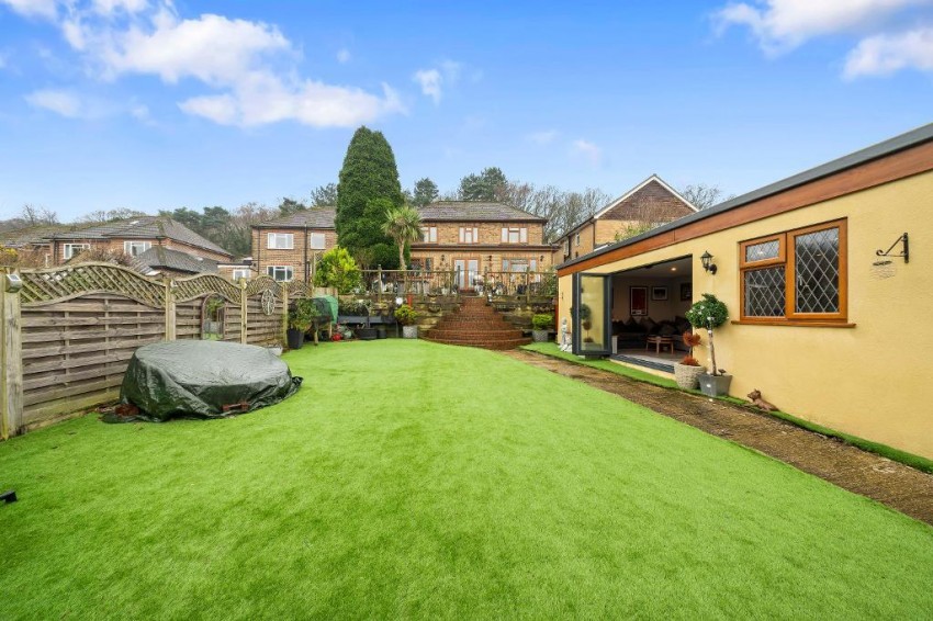 Images for Bankside, South Croydon