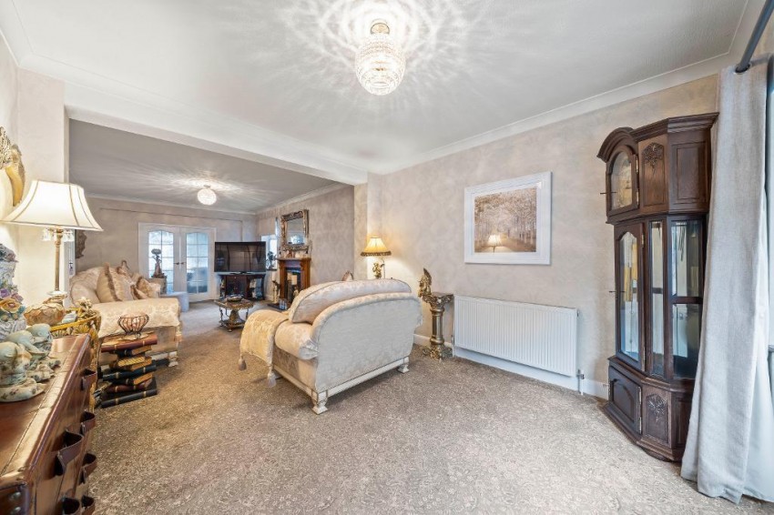 Images for Bankside, South Croydon