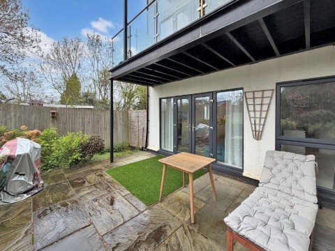 View Full Details for Station Road, Whyteleafe