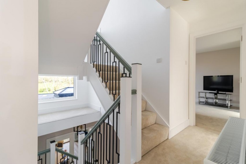 Images for Farleigh Road, Warlingham