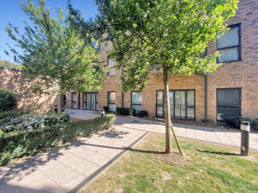 Images for Old Barn Lane, Kenley