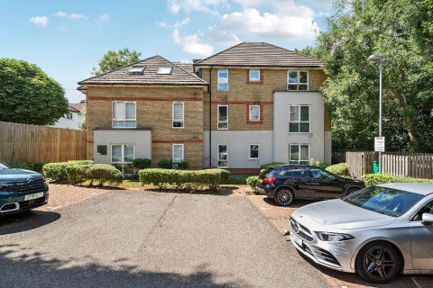 View Full Details for Hadleigh Grove, Coulsdon