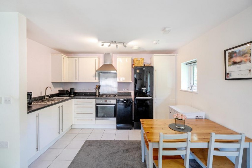 Images for Hadleigh Grove, Coulsdon