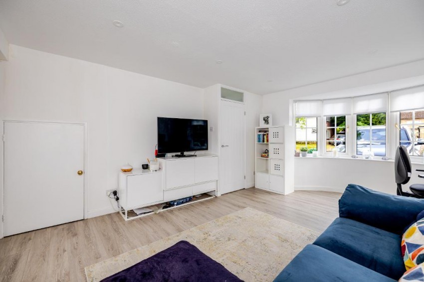 Images for Hillbrow Court, Godstone