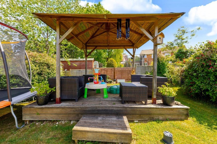 Images for Derwent Drive, Purley