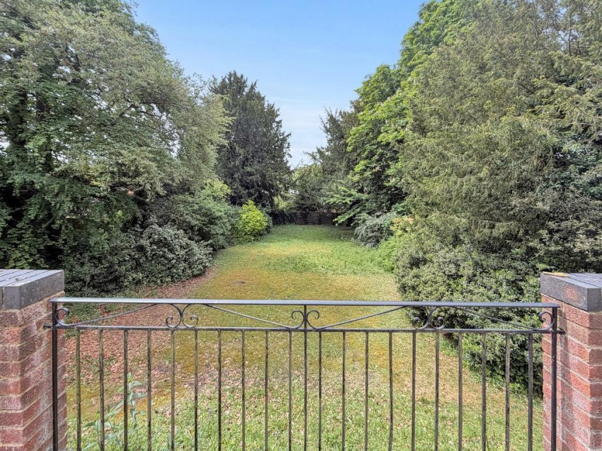 Images for Sanderstead Road, Sanderstead