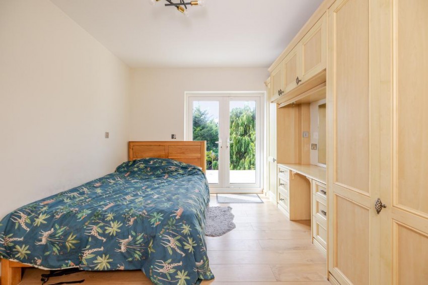 Images for Briton Hill Road, South Croydon