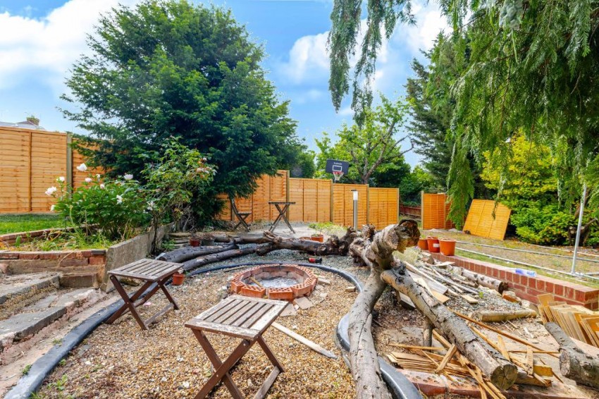 Images for Briton Hill Road, South Croydon