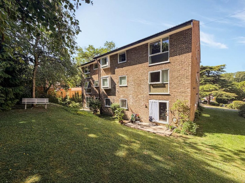 Images for Wettern Close, South Croydon