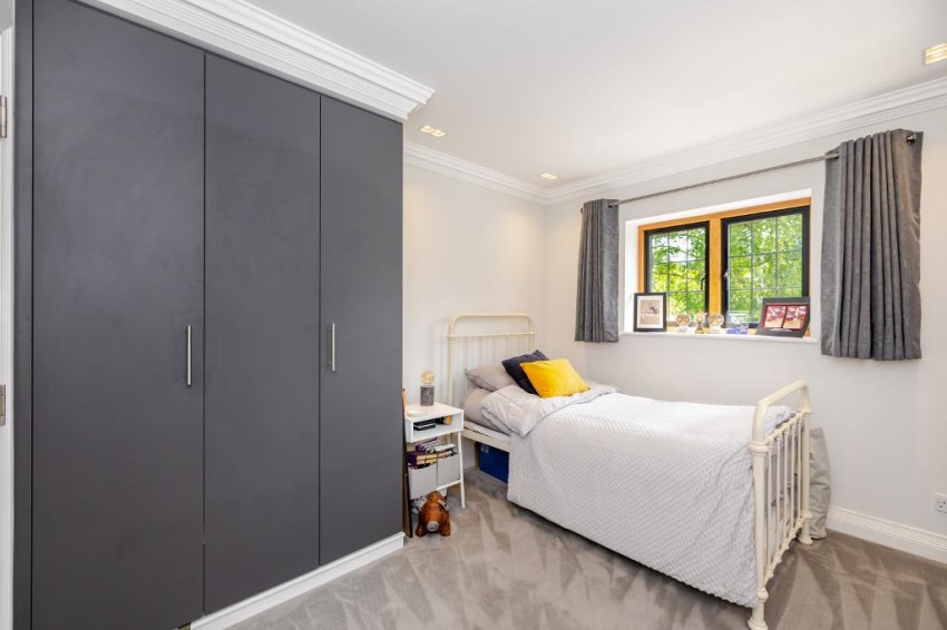 Images for Sanderstead, South Croydon