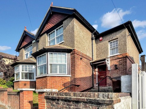 View Full Details for Station Road, Whyteleafe