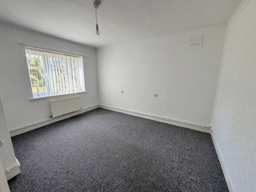 Images for King Henrys Drive, Croydon