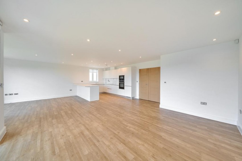 Images for Landscape Road, Warlingham